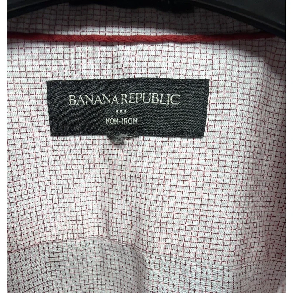 Banana Republic Mens M Untucked Slim Fit Non Iron Pink Gingham Shirt 424357-30